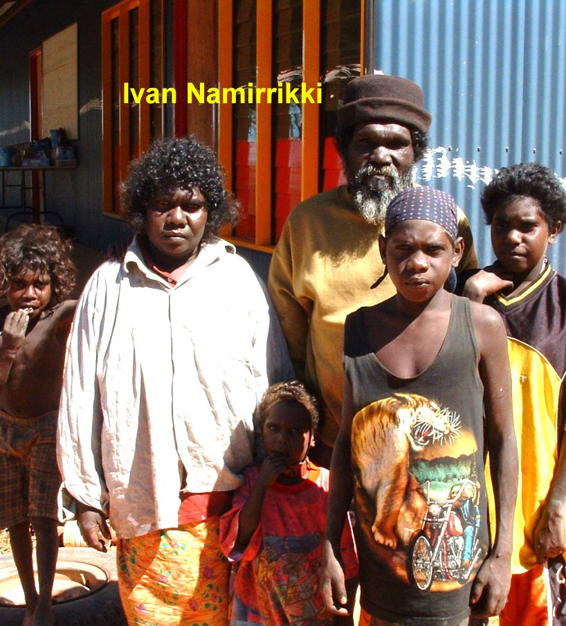 photo of Aboriginal family of artsits in Arnhemland 